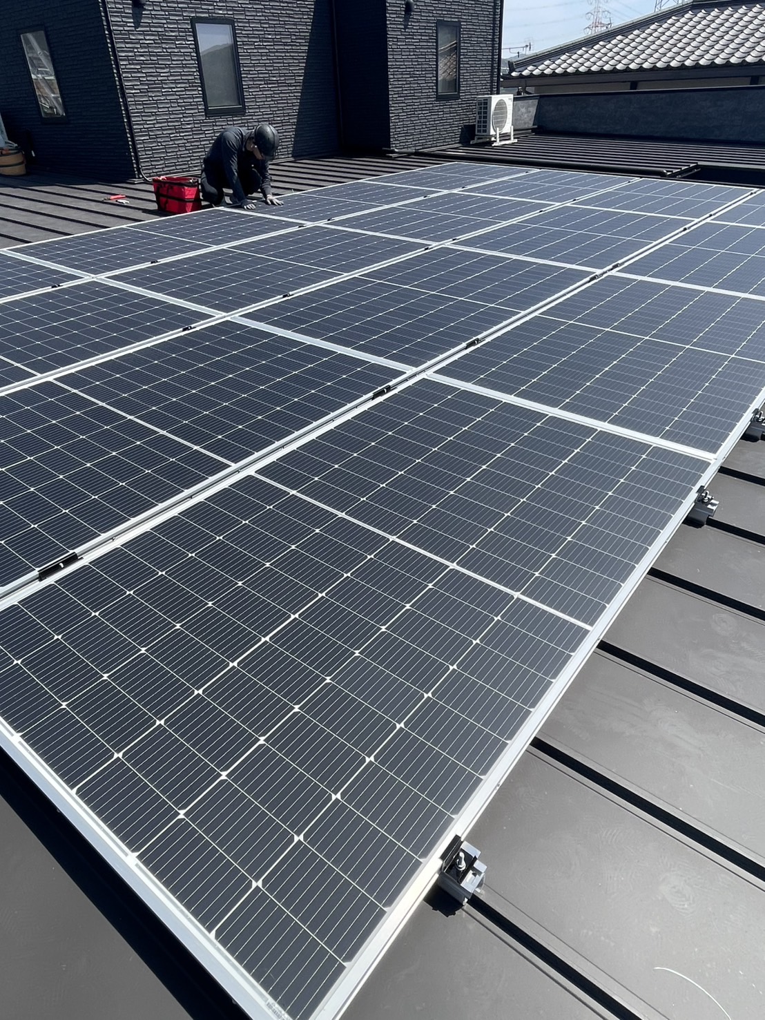 新城市 M様邸 金属屋根の太陽光発電 施工事例